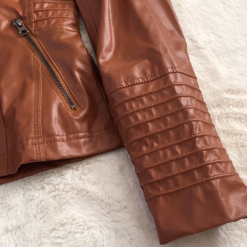 Leather Jacket - Picture 3 of 5